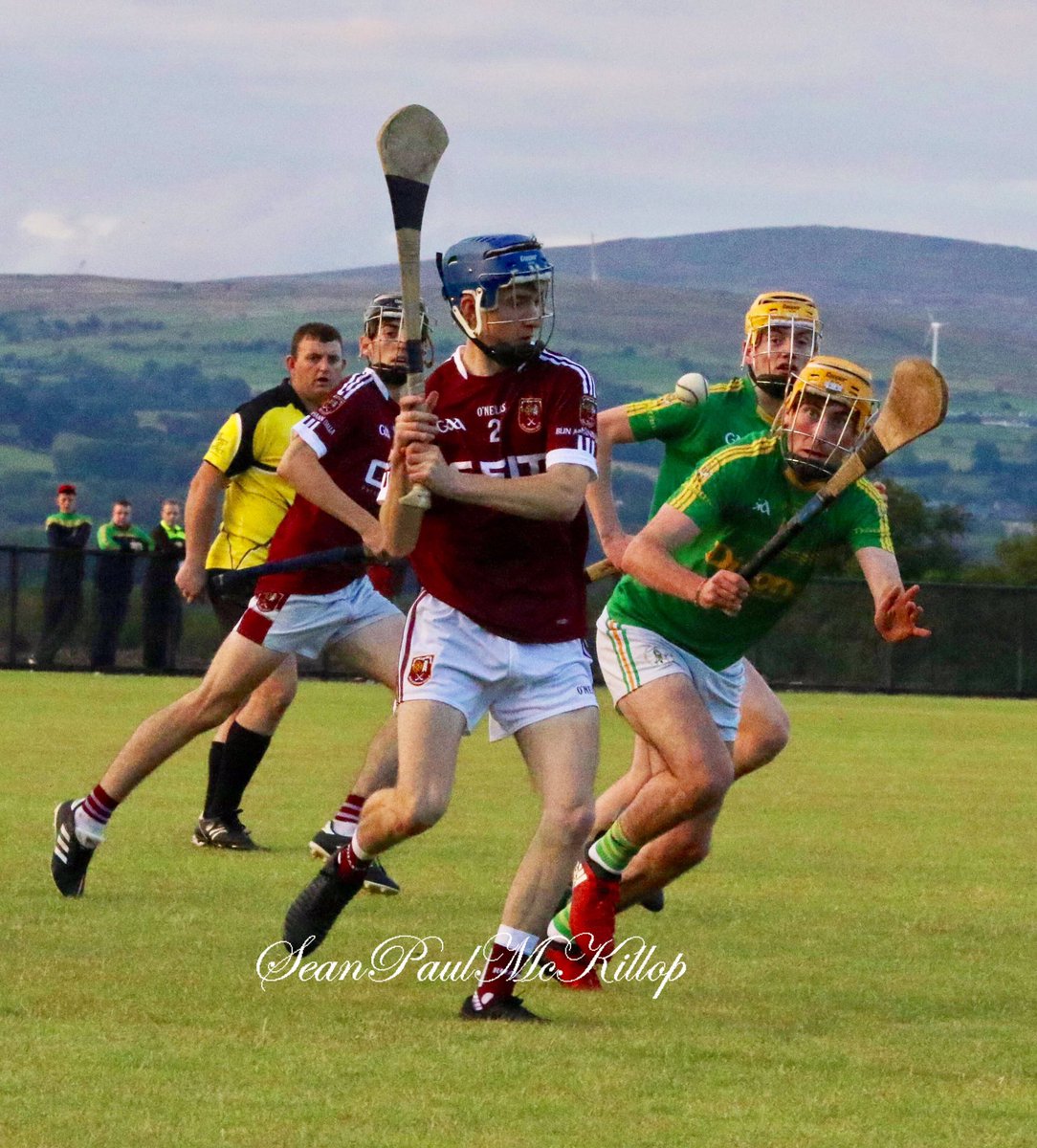 shamrocks55's tweet photo. Congratulations @DunloyGAC winning Darragh Cup against @RuairiOgCdall #3inarow https://t.co/k3P4L2L71A