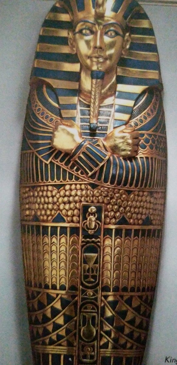 TutVibrations's tweet photo. In ThePyramid tonight ill be making New #TutVibrations everyday of September stay tuned projects under way! TUT https://t.co/dsEKgMzlRy