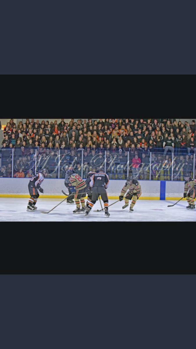 ryanlanza84's tweet photo. I'd like to announce my full commitment to @PVPuck to take the position of water boy. I wanna thank god for this opportunity. Go PV🔶⚪️ https://t.co/OiiCS0Jo0Q