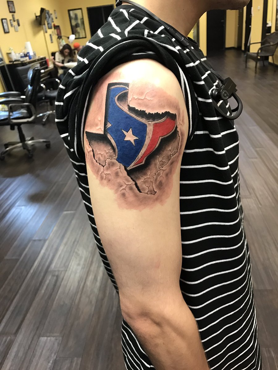 Trippy Drew tweet media