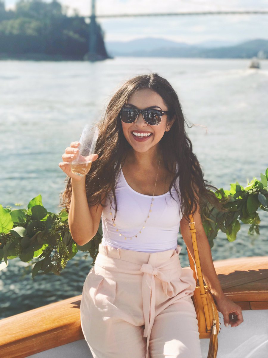 TrinaDuhra's tweet photo. It might be September but I'm not ready to say goodbye to summer so I'm gonna soak up all this sun while I can! #LifeWithTrina https://t.co/Q0bvtEMMWJ