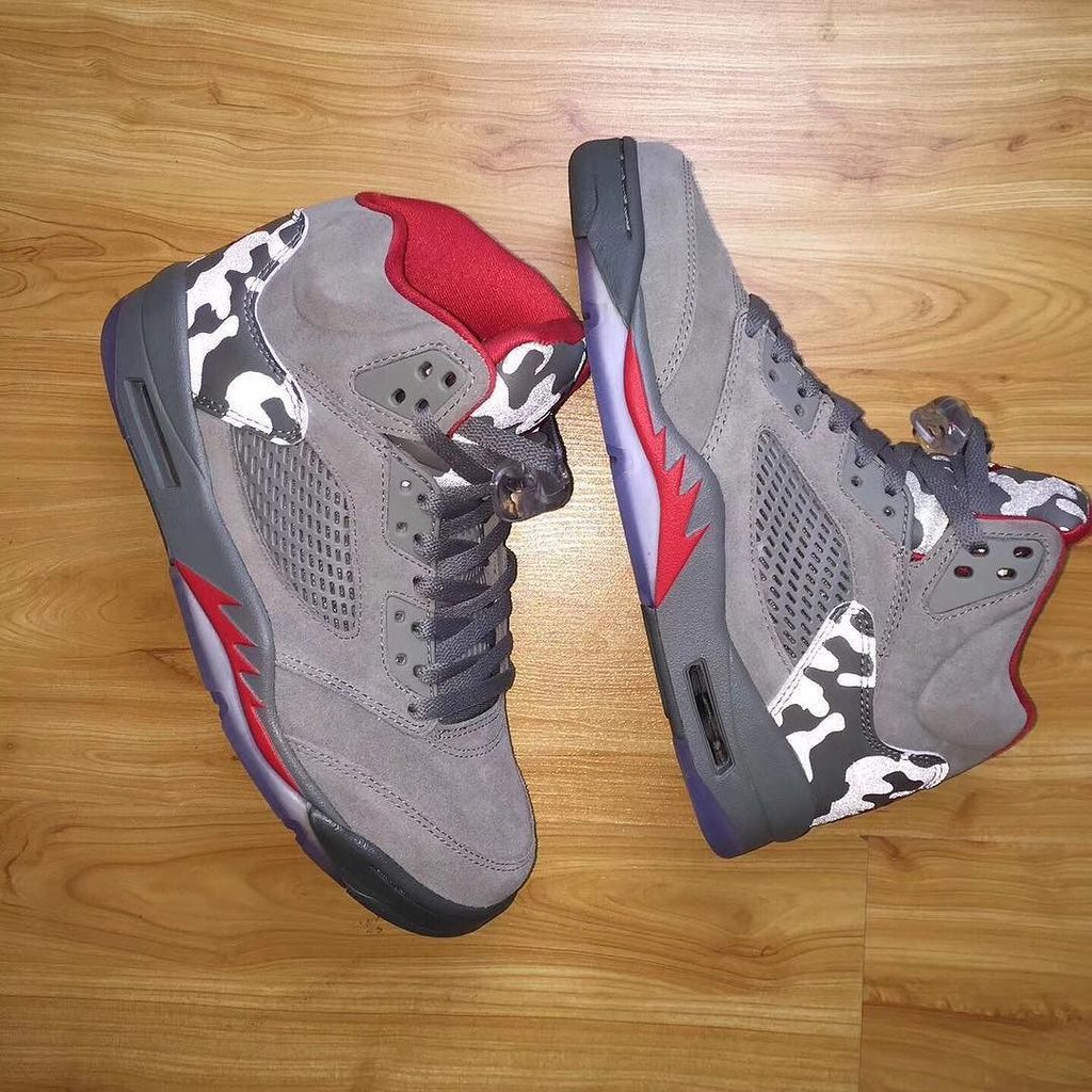 shoespay2016's tweet photo. Air Jordan 5 Dark Stucco 3M reflective! 136027-051
US Size:8-13
#jordanplug #plugs #jordansneakers #jordandaily #a… https://t.co/DUsn1t9mcc https://t.co/6vOQazbVnY