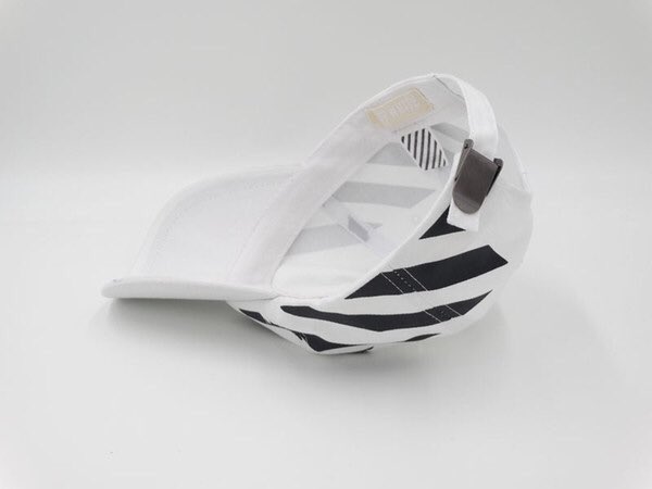 todayiwearstore's tweet photo. พร้อมส่ง rare off white baseball capสีขาว 120฿ แบบเดียวกับ #เจ้าขุน #เจ้านาย #คนละชั้น #ลู่หาน #Luhan
• สั่งของ dm ได้เลยนะคะ
#TDIW https://t.co/PO4oFJg7DJ