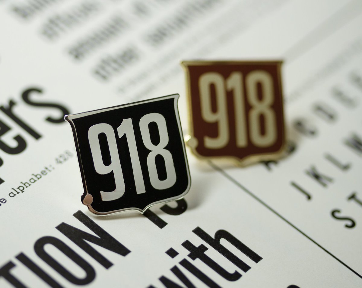 jaykay109's tweet photo. Type nerds! Fresh .918 enamel pins: https://t.co/yYifFE85Sk #typehigh #letterpress #typography #type #graphicdesign https://t.co/ChjNhPAFwj