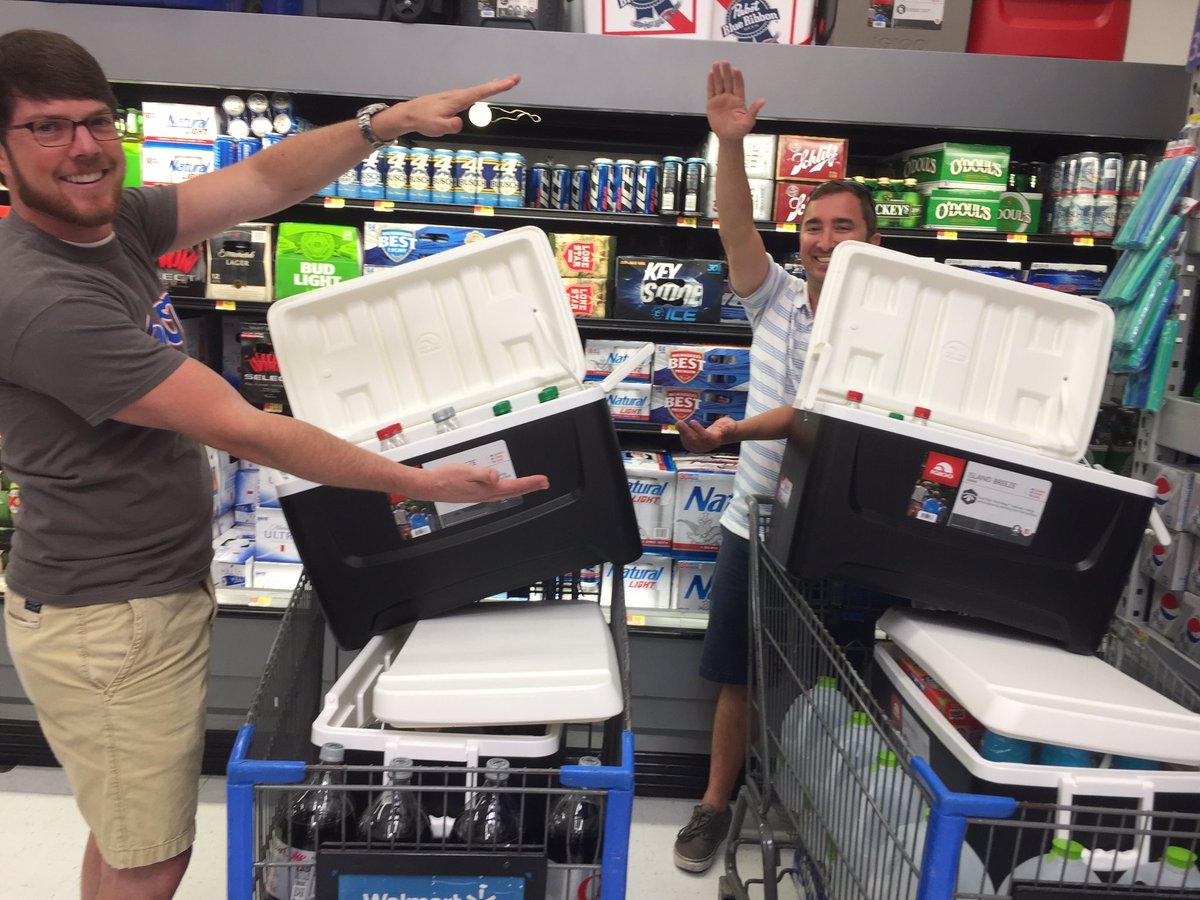 TailgatingGator's tweet photo. #tailgatinggators https://t.co/dsWQxgibAp