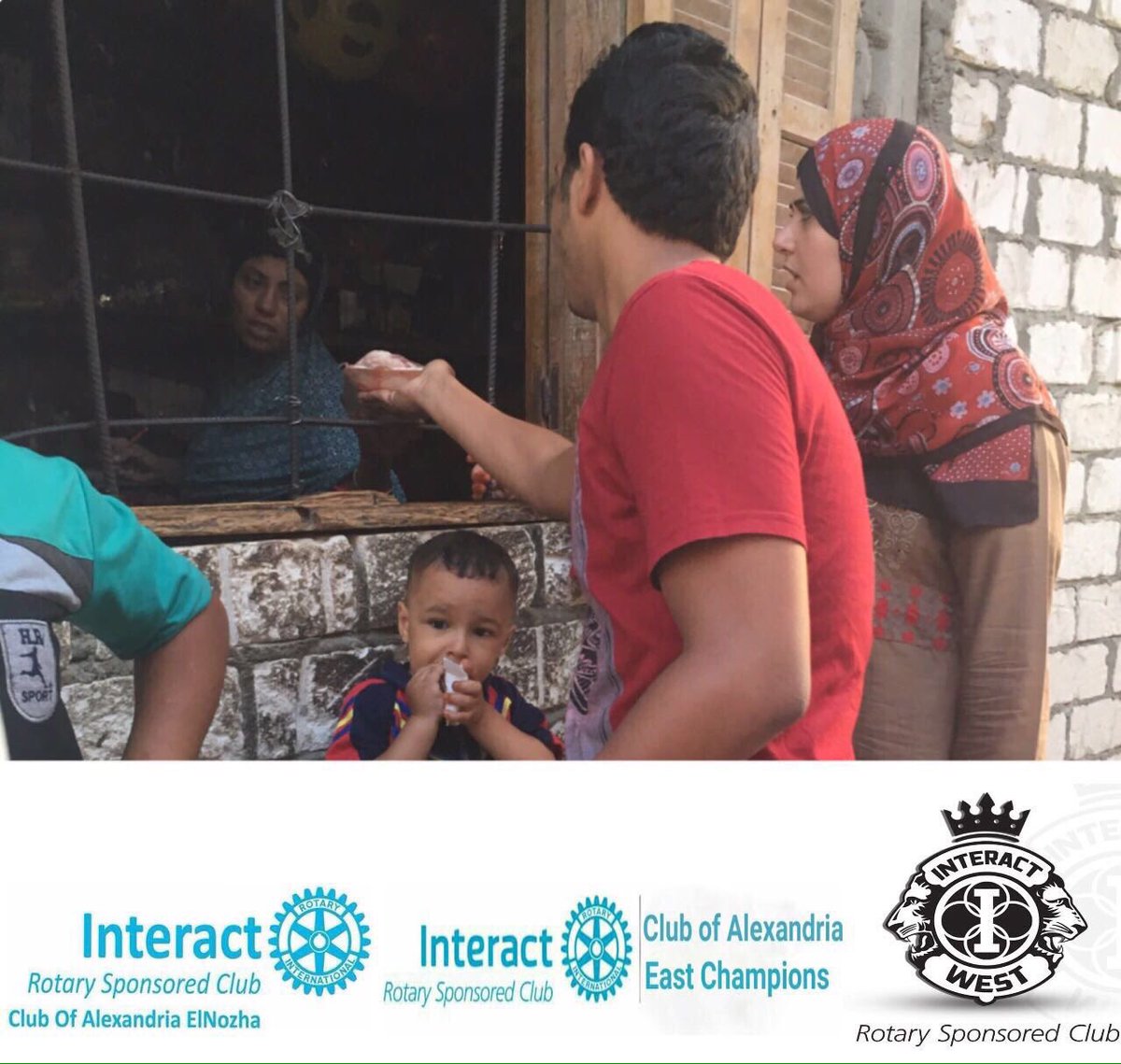 InteractWest1's tweet photo. شكرا لكل من ساهم في نجاح هذا المشروع، بفضلكم نجحنا في إننا نوزع ١٤٠ كيلو لحمة في أكتر من ١٤٠ بيت في قرية ٧,٨ في آبيس. 👨‍👩‍👧‍👦💕 https://t.co/K6nXz1hvQ0