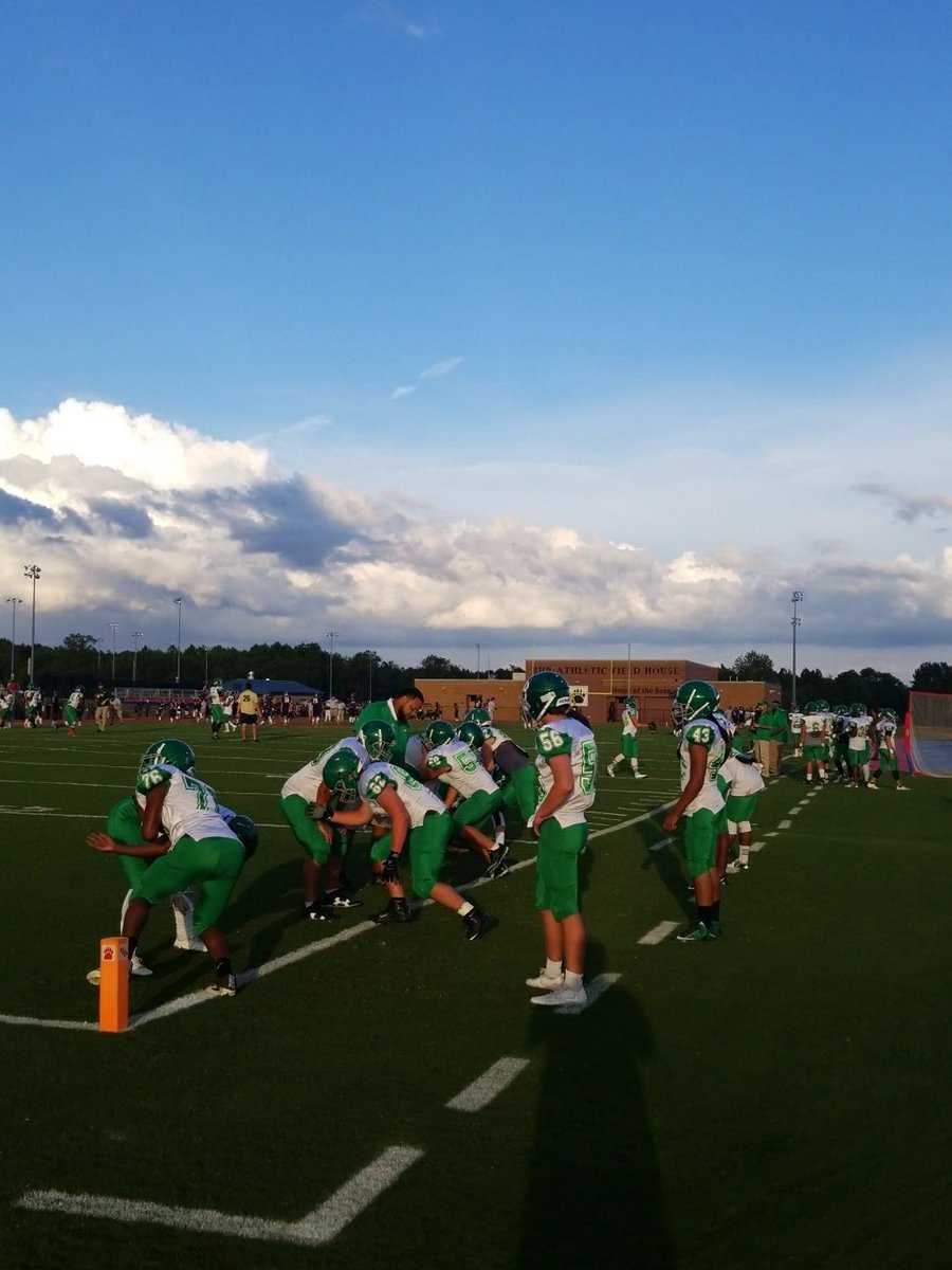 CoachStallard1's tweet photo. Live updates coming in 30 minutes... #waveallday #beatbhp https://t.co/2j06Mjkwsi