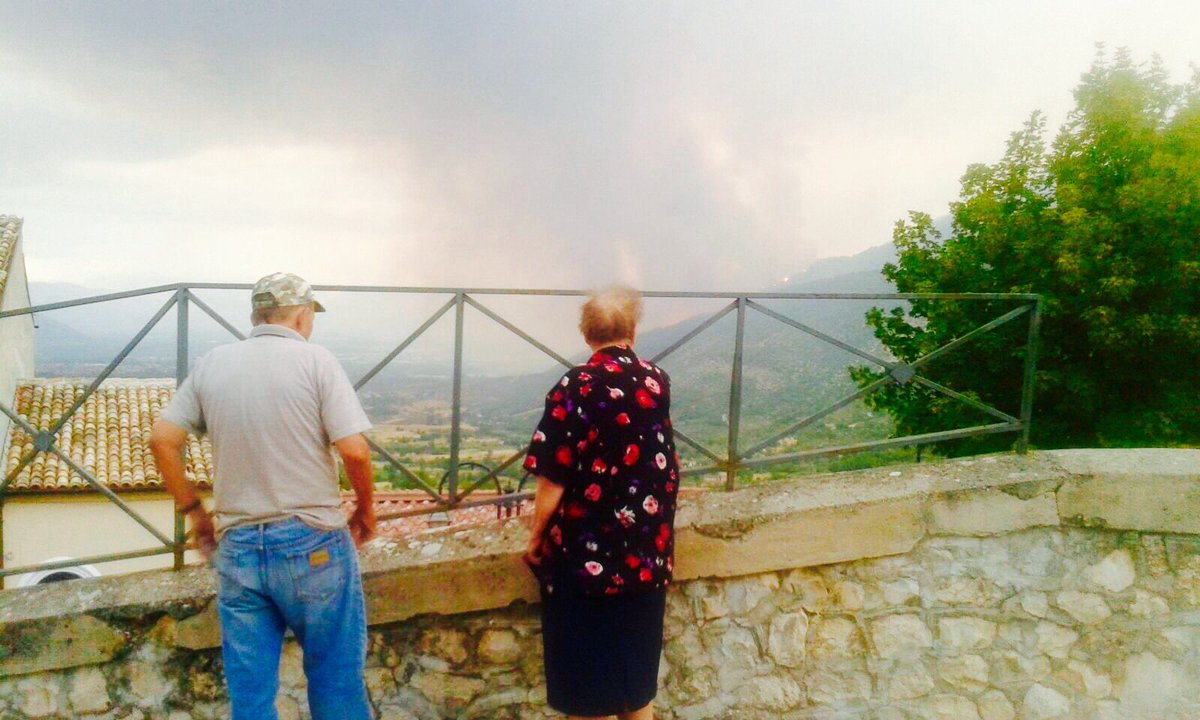 StopOmbrina's tweet photo. APPELLO!
RICHIESTA VOLONTARI
SABATO 2/09: #ROCCACASALE
REALIZZIAMO LA #TAGLIAFUOCO !!
#Incendi #Abruzzo #Morrone
https://t.co/8wMzK8YWIL https://t.co/fOgj7arpMZ