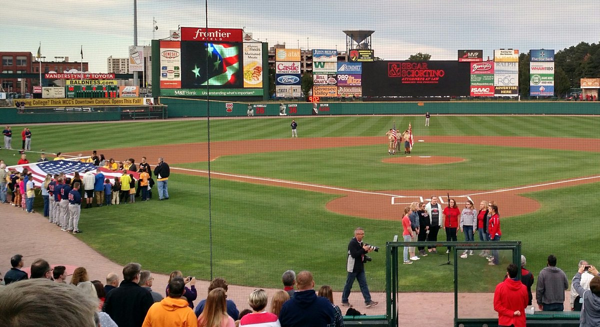 mmmerrill's tweet photo. .@RobertsWesleyan #KeyofShe sang the National Anthem beautifully tonight @RocRedWings game! https://t.co/Jn2OKnvisr