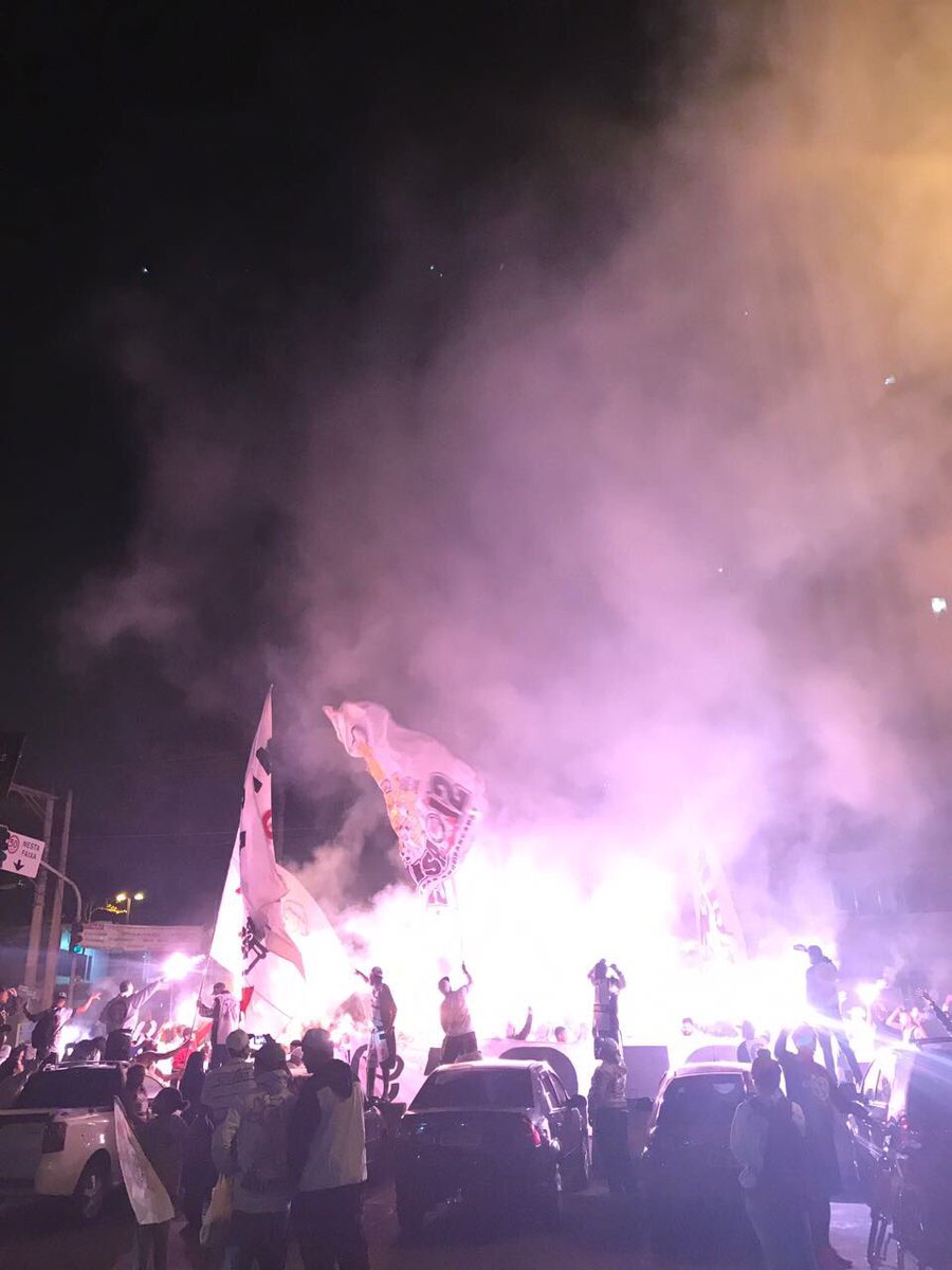 Festa da #Fiel no Parque São Jorge! #AFielÉFoda #Timão107