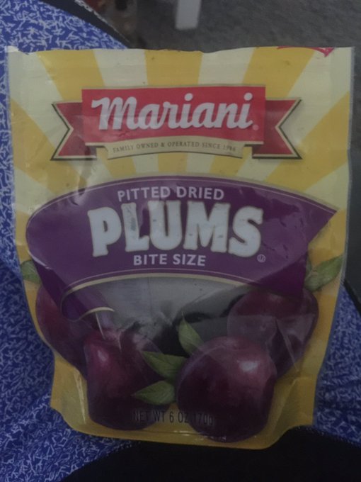 Eating this.... #plum https://t.co/IMN92sZY6i<a href="/tag/plum"class="tags">#plum</a>
