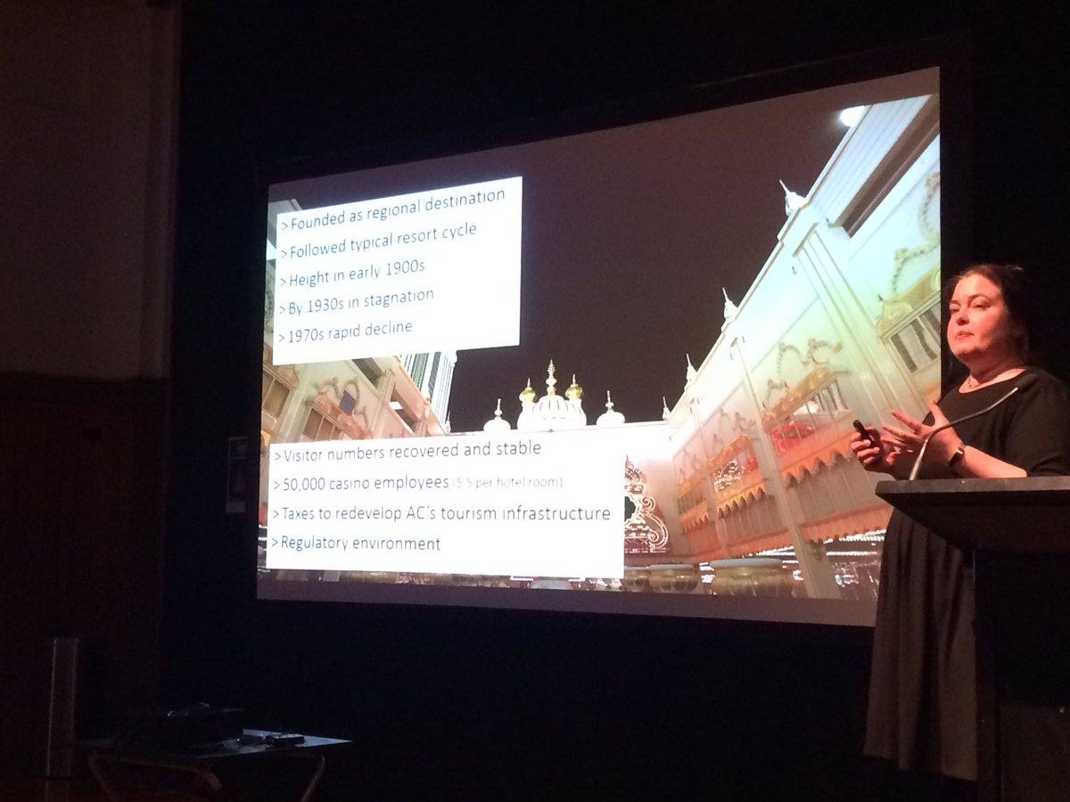 alexaforbes's tweet photo. Julia Albrecht talks about the lifecycle of resorts in Queenstown #insight17 https://t.co/wYUZmGK197