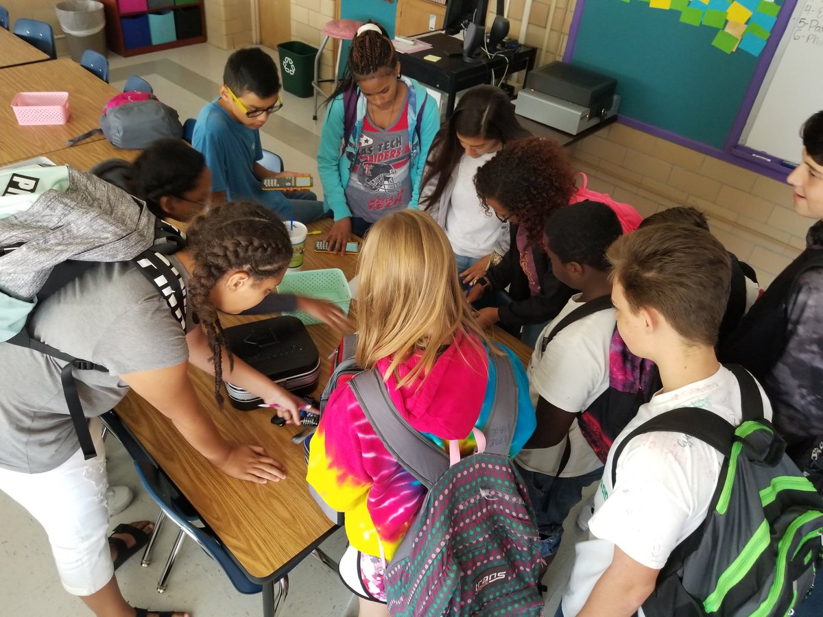 jcontemath's tweet photo. Using @breakoutEDU boxes in math lab and the kids that struggle in math are finally engaged.  @AustinBearsAma https://t.co/PMdg55igLx