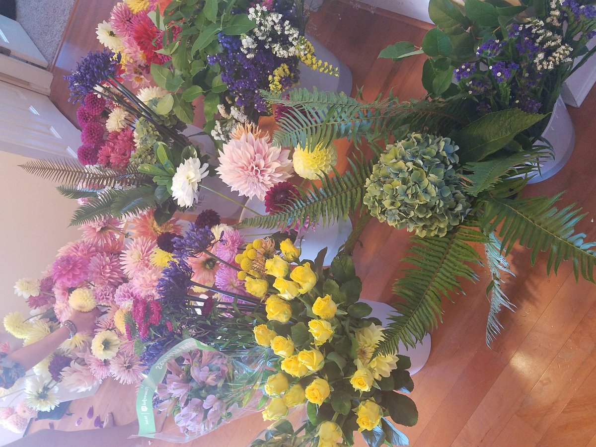 Bespoke Blossoms tweet media