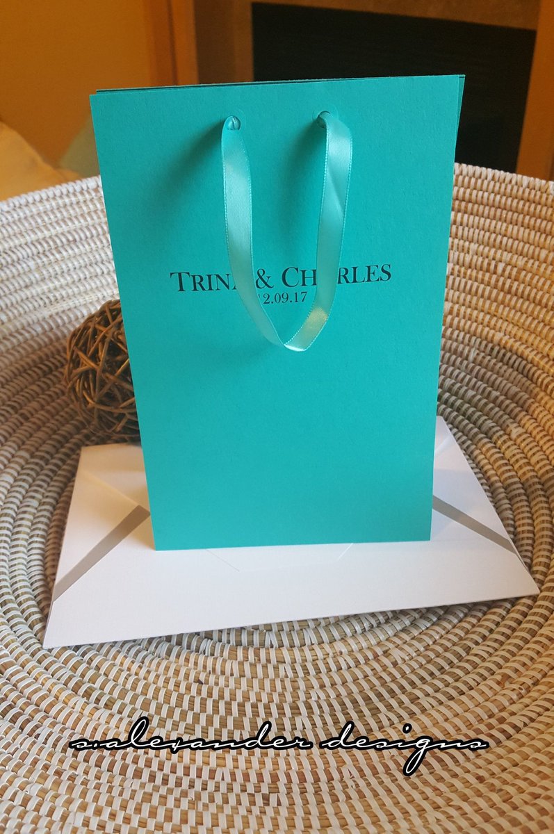 salexdesigns's tweet photo. "The Bag," Revisited. 1 of 2
We are in ๐๐๐
#weddings #weddingstationery #weddinginvitations #creativeinvitations https://t.co/Ef1fX9Gq6M