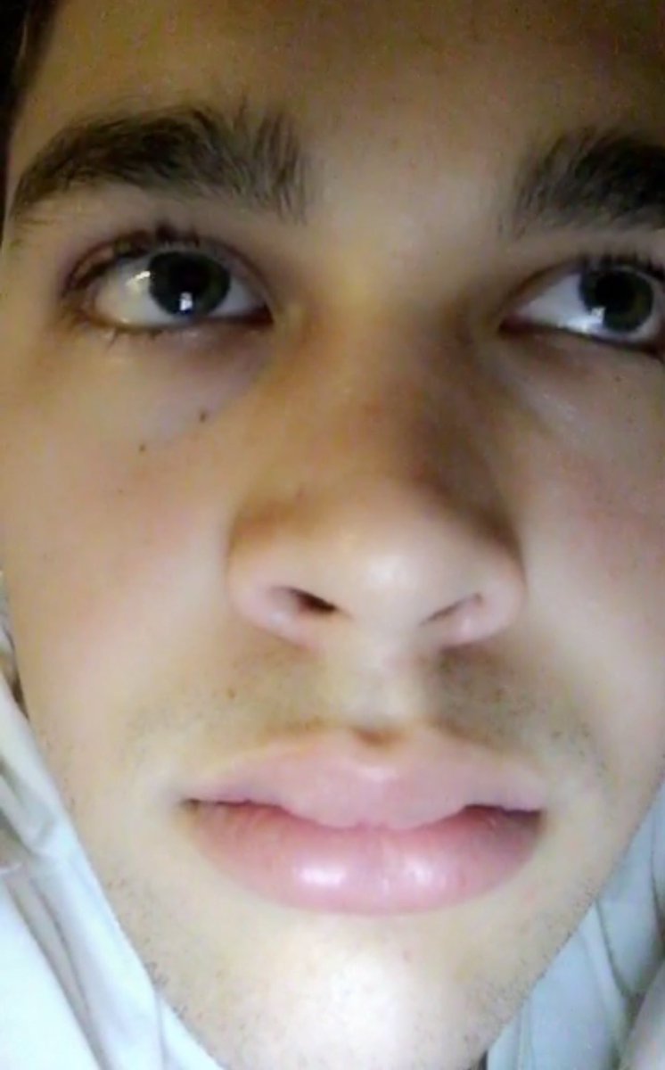 springdaygrande's tweet photo. When Austin shows us a bop and never releases it https://t.co/s6PFnQokUR