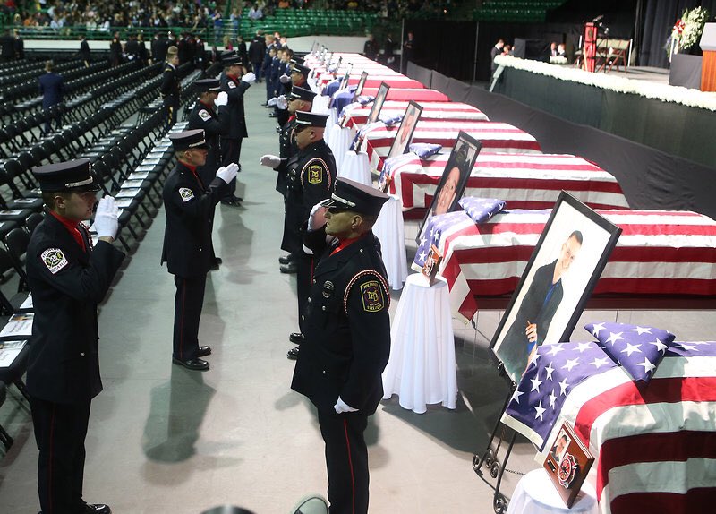 woodway2015's tweet photo. .@CNN @jimsciutto QUIT asking why firefighters aren't at #CrosbyTexas fire. #WestExplosion lost 15 first responders 👇🏼Too volatile! Stop it! https://t.co/slNzsYtmZY
