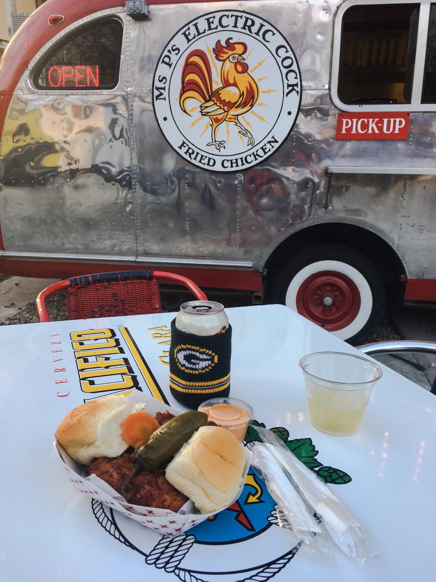 MsPelectricCock's tweet photo. It's Labor Day weekend. Why aren't you already on Rainey Street? #electriccock https://t.co/mQiFaC89eA