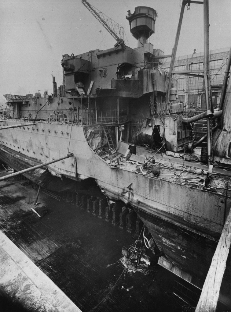 Stunning Image of HMS Kelly on 5/15/1941 