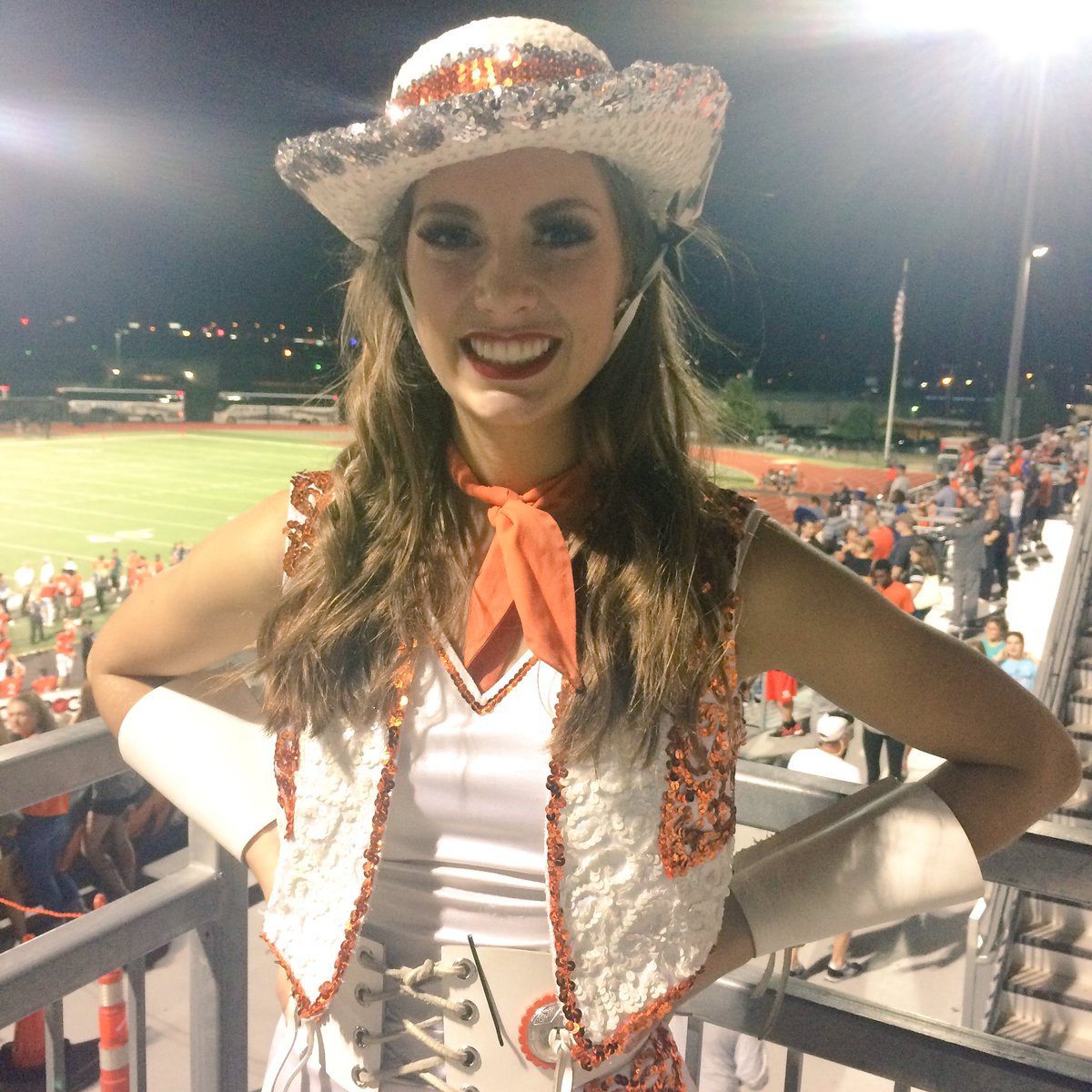 RHSStingerettes's tweet photo. Congrats to our Positive Polly, Spirit Girl, and Stingerette of the Week! And a wonderful beginning to our football season. JFND! 🐝 https://t.co/H5SPwLdThf