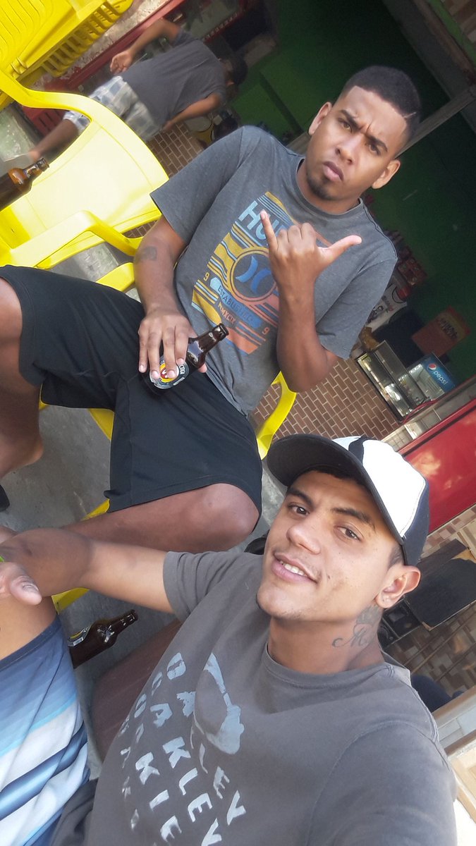 DCarvalho033's tweet photo. @Perollalelis Descee... https://t.co/QR2tgghVBl