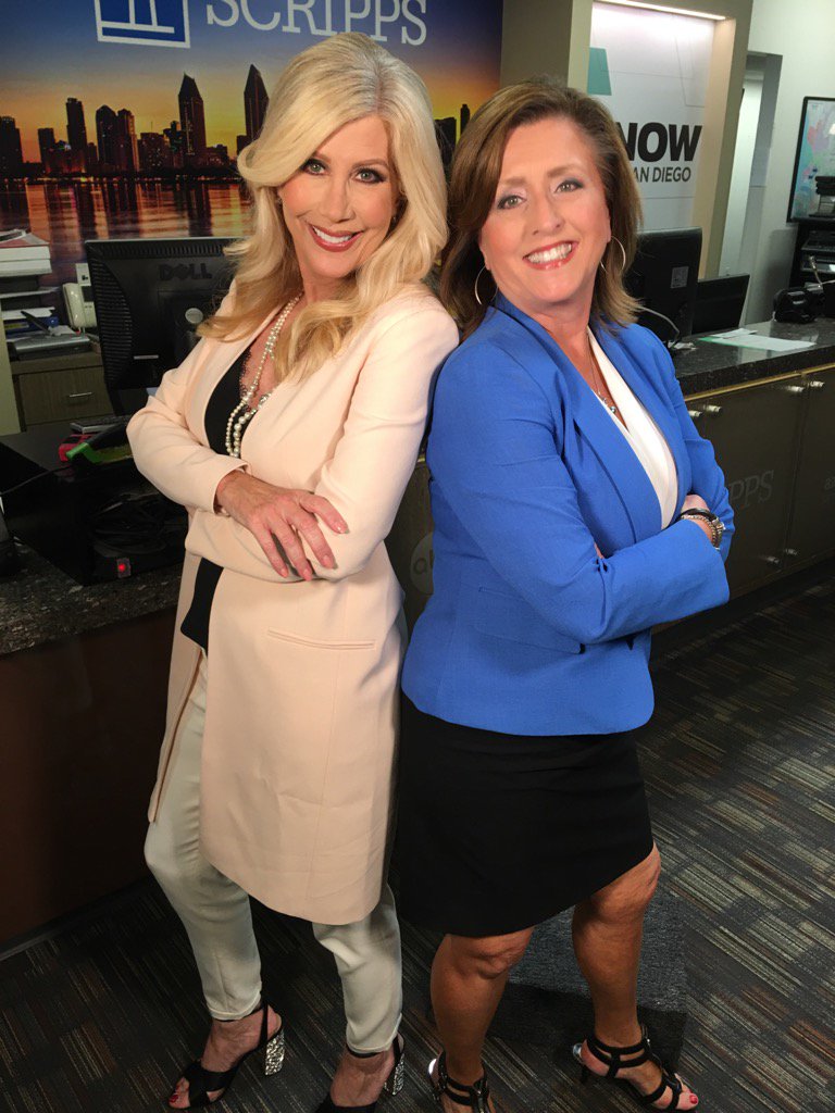 10NewsHunt's tweet photo. I love this one. @10NewsAsh is off to run her business #TheWrapper @southcoastplaza for awhile, but she'll be back. https://t.co/0pRQCRQEcT