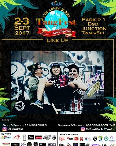 Today 3HD Has a Show in TangFest at Rooftop PI ITC BSD Junction, Onstage 17.00 sore di Stage 1 PROJAM
Info : @3hundred_official #3HDPoppunk