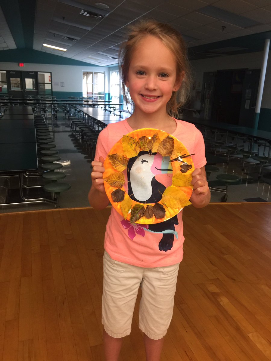 HC_ESP's tweet photo. Manley Primary ESP is getting ready for fall today with a leaf craft. #AfterSchoolMatters #eSpRocks https://t.co/bHDqz81Zxo