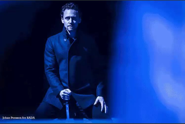 Hiddlestonspecs's tweet photo. Goodnight & sweet dreams...oh why oh why do I feel such despair now...because.... #RADAHamlet #not2b #HelloSeptember #FridayFeelings https://t.co/IZ4OLYgmHd
