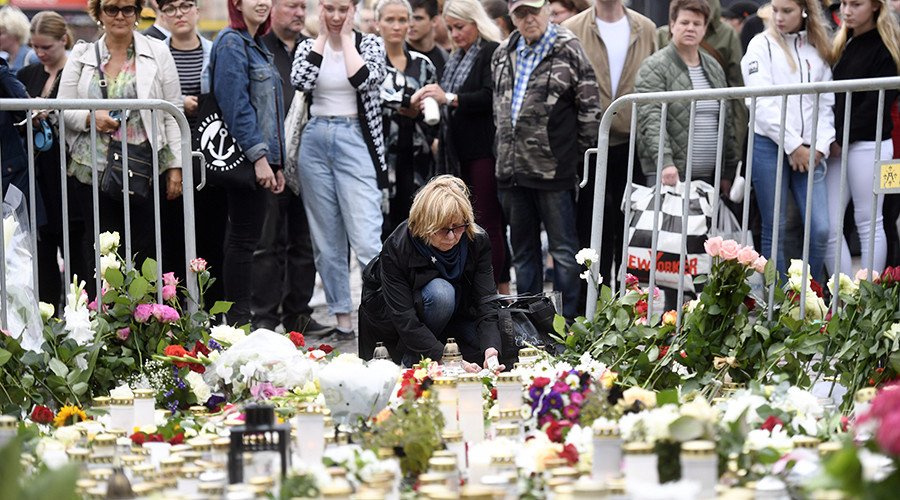 GaryWmMyers's tweet photo. #Finnish #Police Consider #AssaultGuns for #PatrolOfficers Amid #Terrorism #Concerns
#culturalsuicide #Islamization https://t.co/ixWQM27shy https://t.co/dxN8R5QEjz