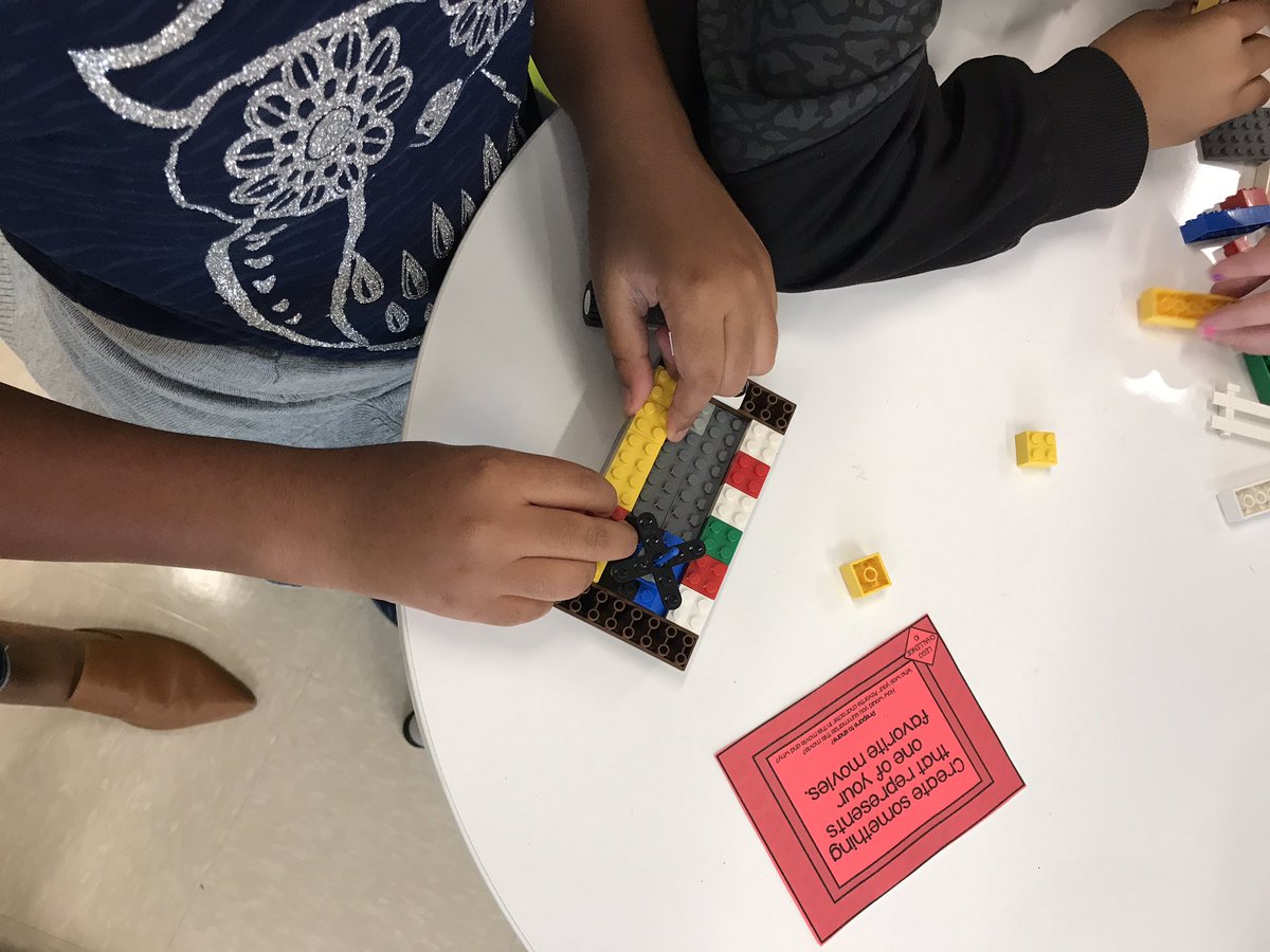 MsCGlover's tweet photo. Genius Hour + Legos= Fun Friday! #maker-infusedcurriculum #LifeLongLearner @WESBearTracks https://t.co/kqKfJvkFQp