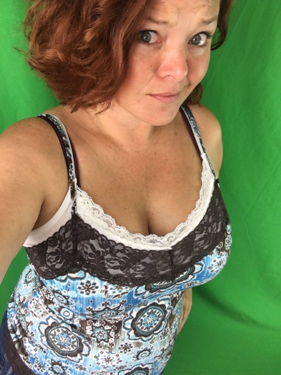 JaXboxChick's tweet photo. Omg this top fit differently ten years ago. For those that ask why I only wear t-shirts when I @twitch stream. I can't unleash these lol https://t.co/RZJcAj6EmD