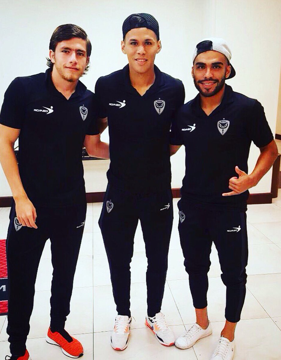 JReaGato's tweet photo. Tecos 🤙🏽🦉⚽️nunca dejes de soñar  y tampoco de luchar 💪🏽 https://t.co/8vhPS8tjNF
