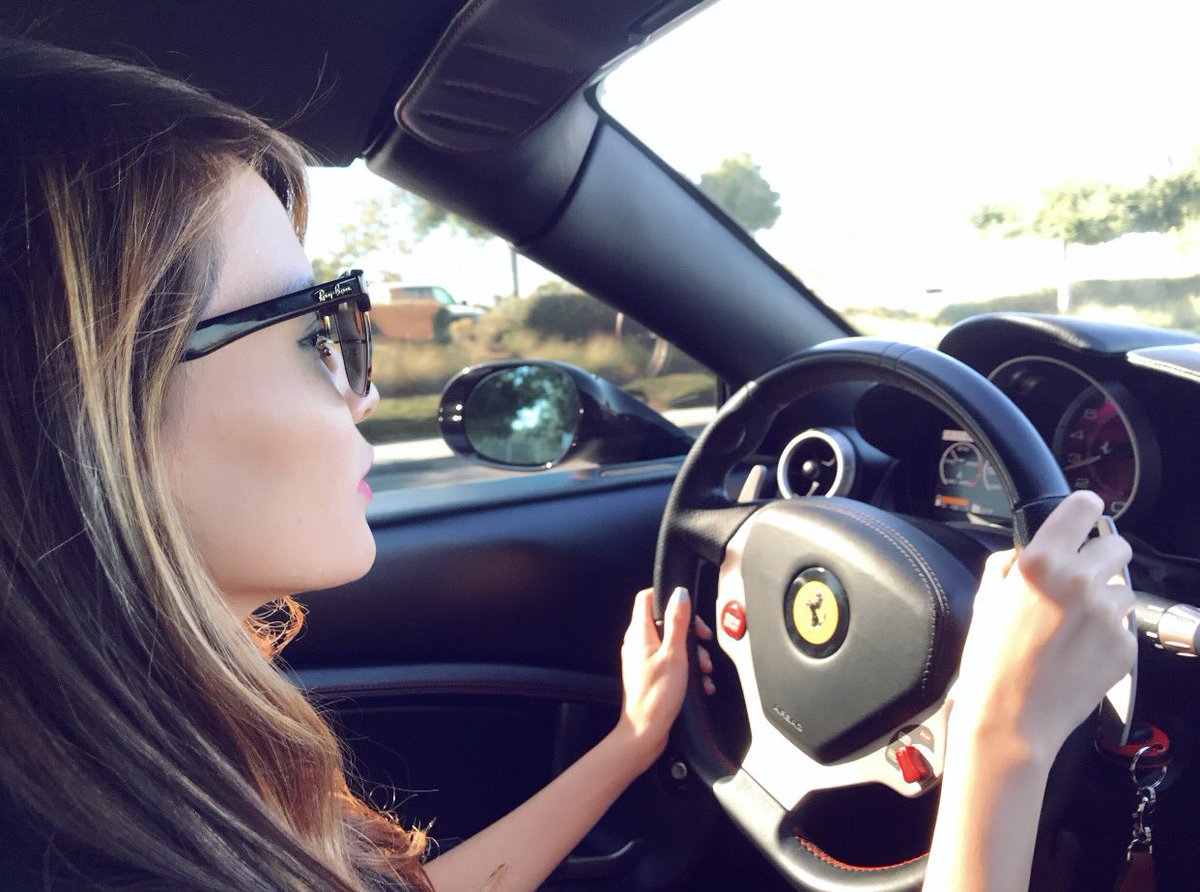 alankdavenport's tweet photo. Letting her drive. 😳 JK...she's rockin' it. #KChu #FerrariFriday https://t.co/S4JPKVESjx