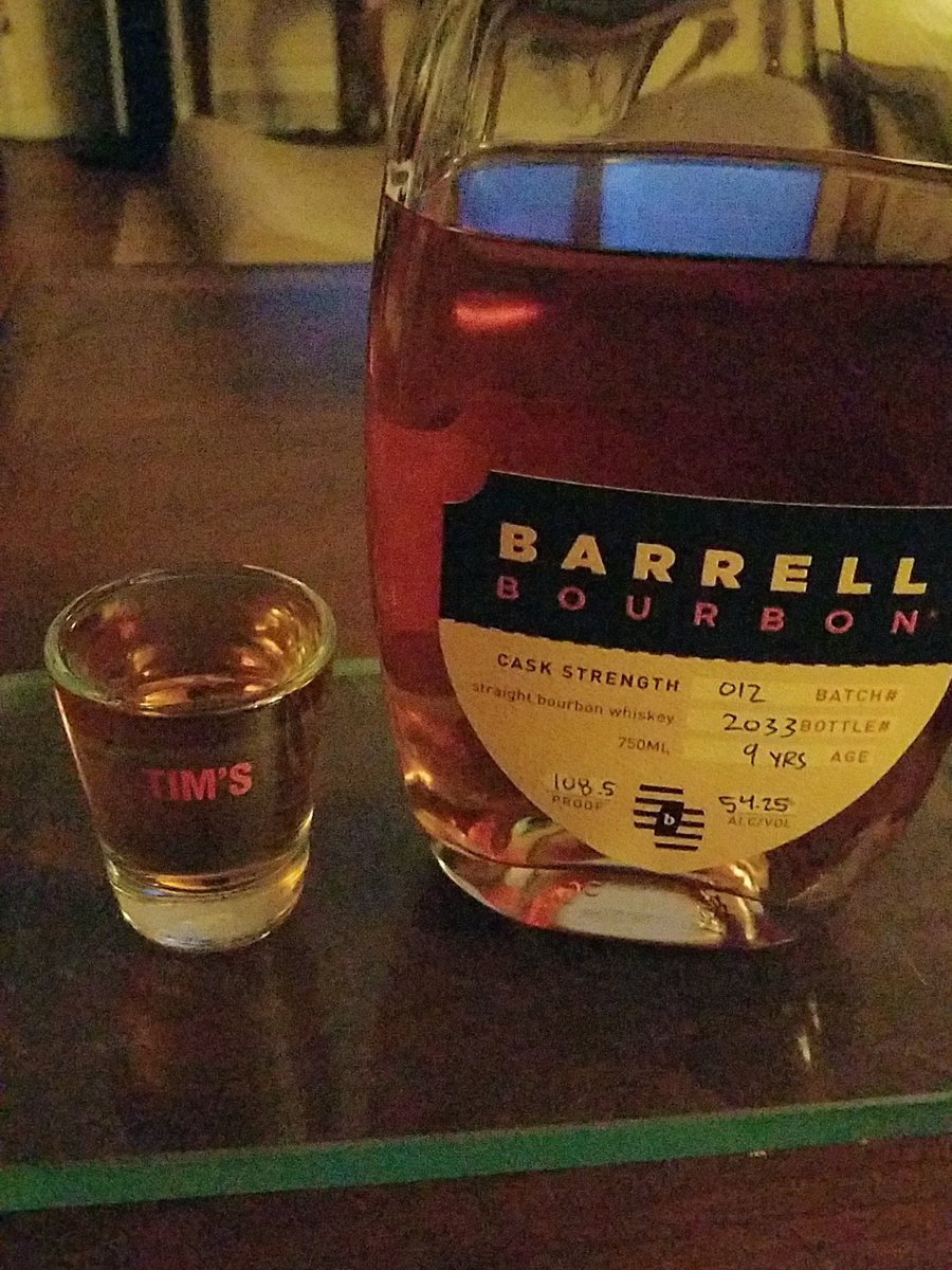 BourbonTim's tweet photo. #30daysofbourbon https://t.co/2P0SSKfHKQ