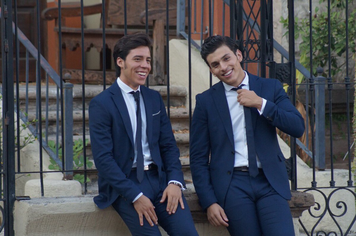 LOSMUCHACHOSGDL's tweet photo. Excelente Fin de semana tengan tod@s ustedes !! Gracias por su apoyo incondicional 😘 https://t.co/TPRYyye2FC