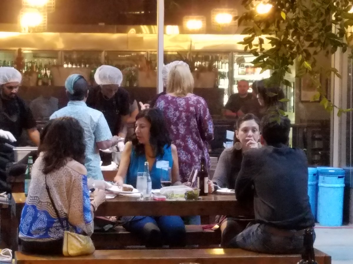 sbayvegandrinks's tweet photo. August SBVDs with @BeVeganation at ISOBeers! https://t.co/cI8Mt3S8Ka