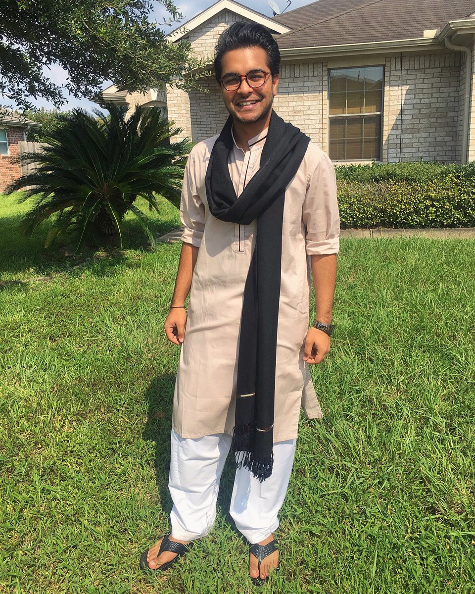 View image on Twitter