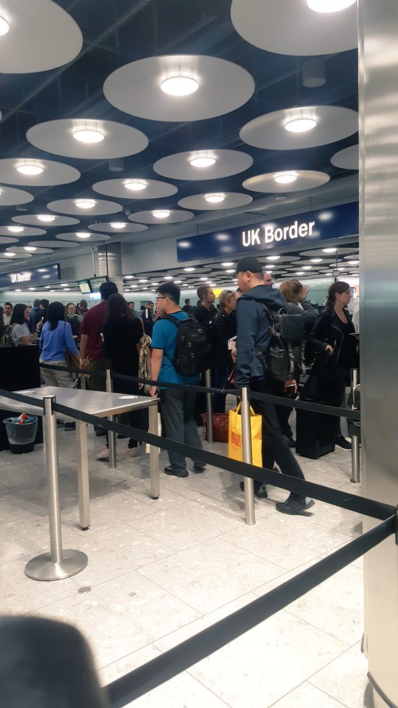 NativeTravel_'s tweet photo. Welcome Home. #London @HeathrowAirport @British_Airways #Heathrow #UK https://t.co/Y0UfkthwnI