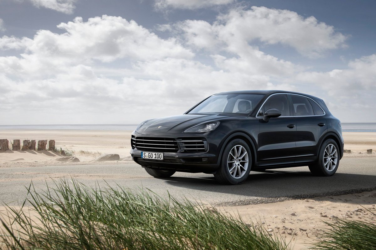toptrendingtk's tweet photo. REFRESHING OR REVOLTING: 2019 PORSCHE CAYENNE
https://t.co/FOnWZkP6KV
#porsche #carrera #airbus #aéroport #rawmodified #918 #spyder #london https://t.co/CXhb2vJH5N