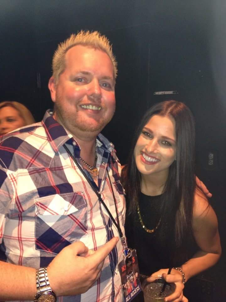 JasonTheDj's tweet photo. @CassadeePope 4 years ago today... Made my day https://t.co/C3PsAnCbZ4