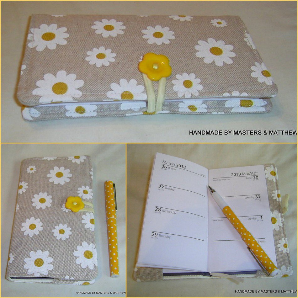 MastersMatthews's tweet photo. Get organised in 2018 with this pretty #daisy #diary #floral #stationery #craftbuzz #onlinecraft #etsy #flockbn https://t.co/rOuwrtacMP https://t.co/YkDCh05joO