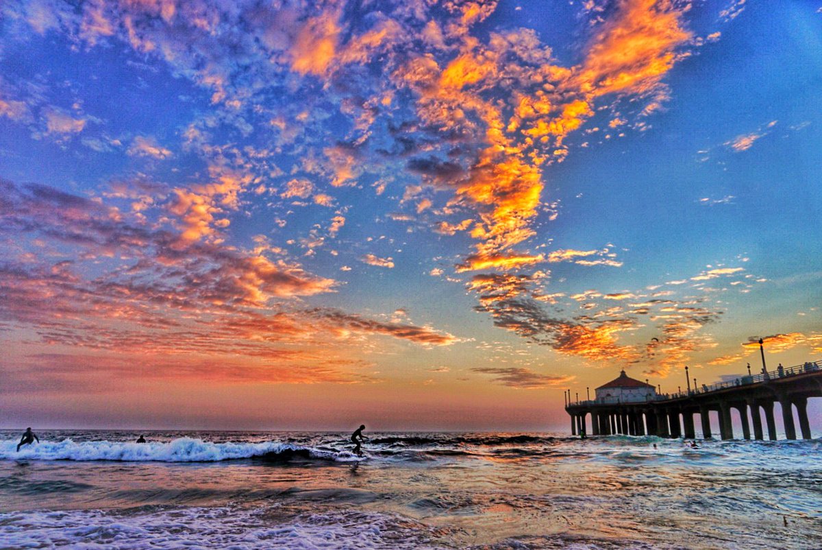 CreatedByCyndi's tweet photo. Riding into #LaborDayWknd like ππΌπ #HeatWaveineffect Happy that #WeLiveWhereOthersVacation #ManhattanBeach https://t.co/m6gnUh6IAe