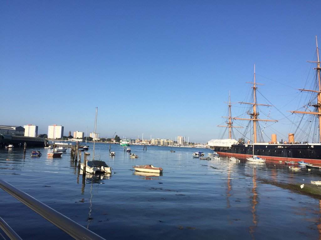 ArnoldBrick's tweet photo. Pompey harbour 👍#lovebricks https://t.co/UMjTJVNfJX