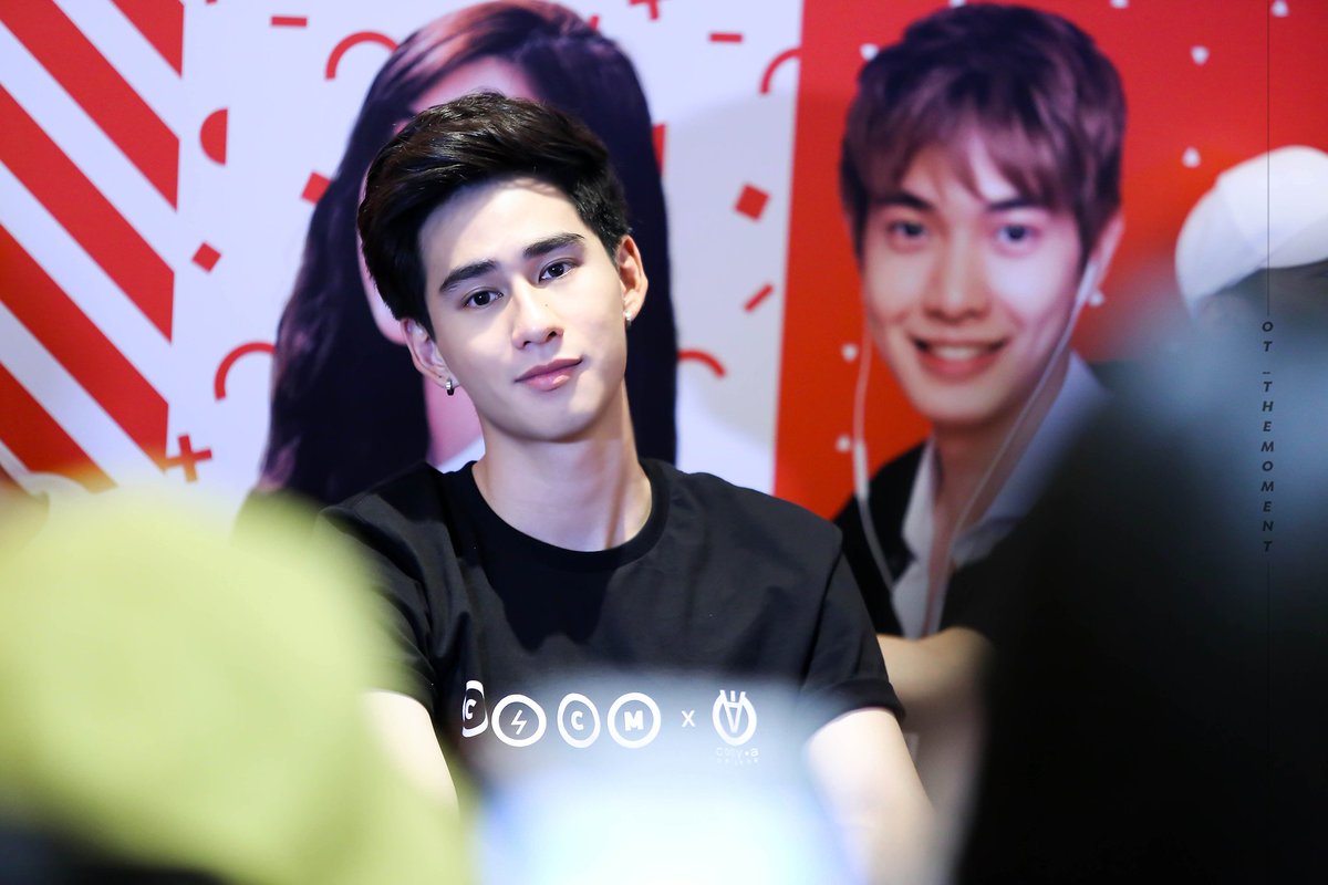 ot_themoment's tweet photo. ฝนตกบ่อย.. พี่ไม่มีร่มให้กาง มีแต่ร่างให้กอด ❤😚
#MIRlastjourney  
#MakeitrightSS2 
#toeysittiwat 
#ImerbSittiwat https://t.co/RWo689TEIw