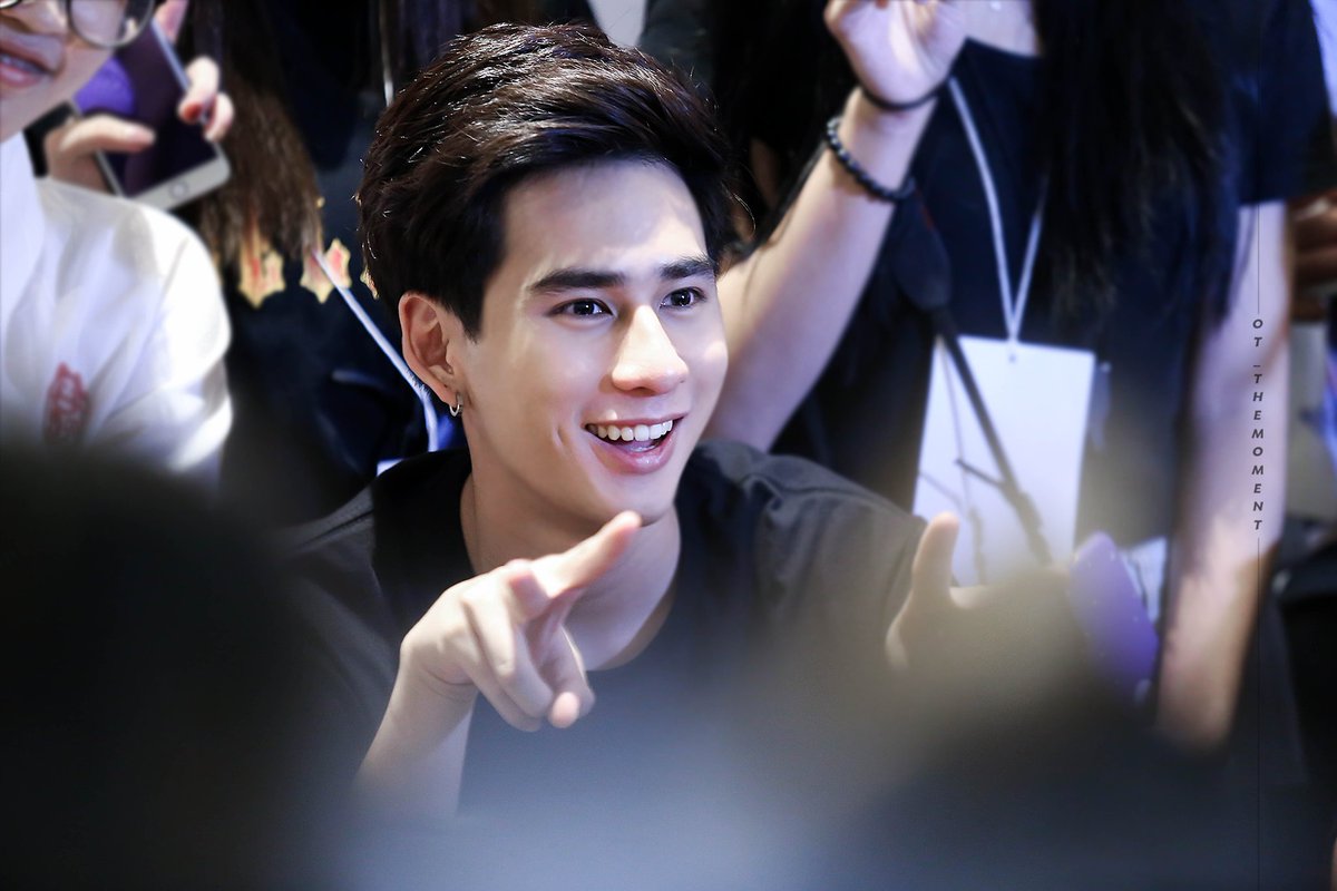 ot_themoment's tweet photo. ฝนตกบ่อย.. พี่ไม่มีร่มให้กาง มีแต่ร่างให้กอด ❤😚
#MIRlastjourney  
#MakeitrightSS2 
#toeysittiwat 
#ImerbSittiwat https://t.co/RWo689TEIw