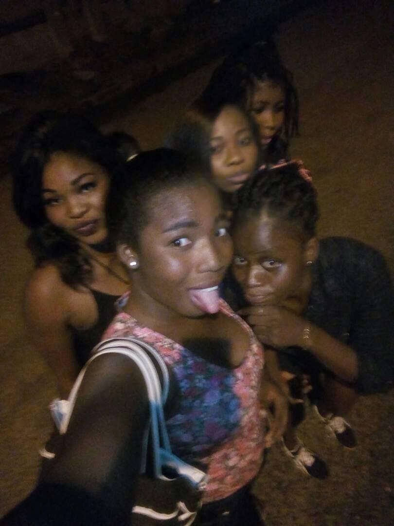 ExclusiveHse's tweet photo. @ExclusiveHse Team always dey pap
We rock https://t.co/dZSjwf9pLw