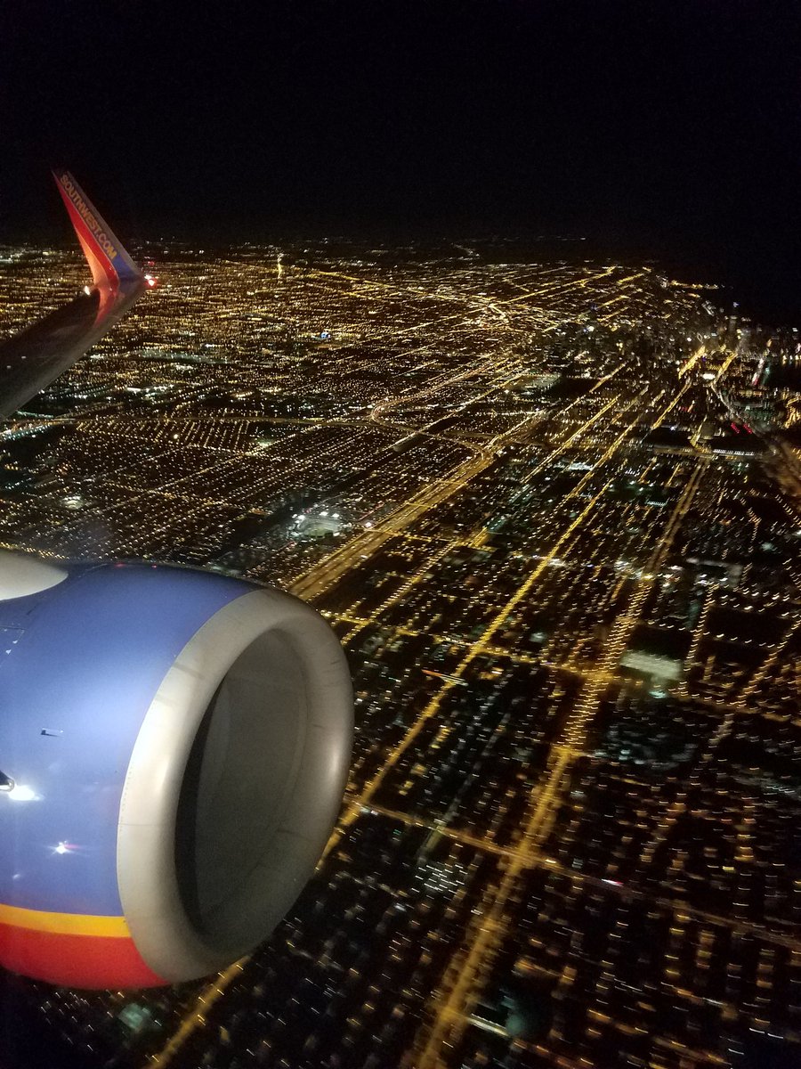 Wow SouthwestAir thx4 this amazing view of Chicago as I fly to perform
