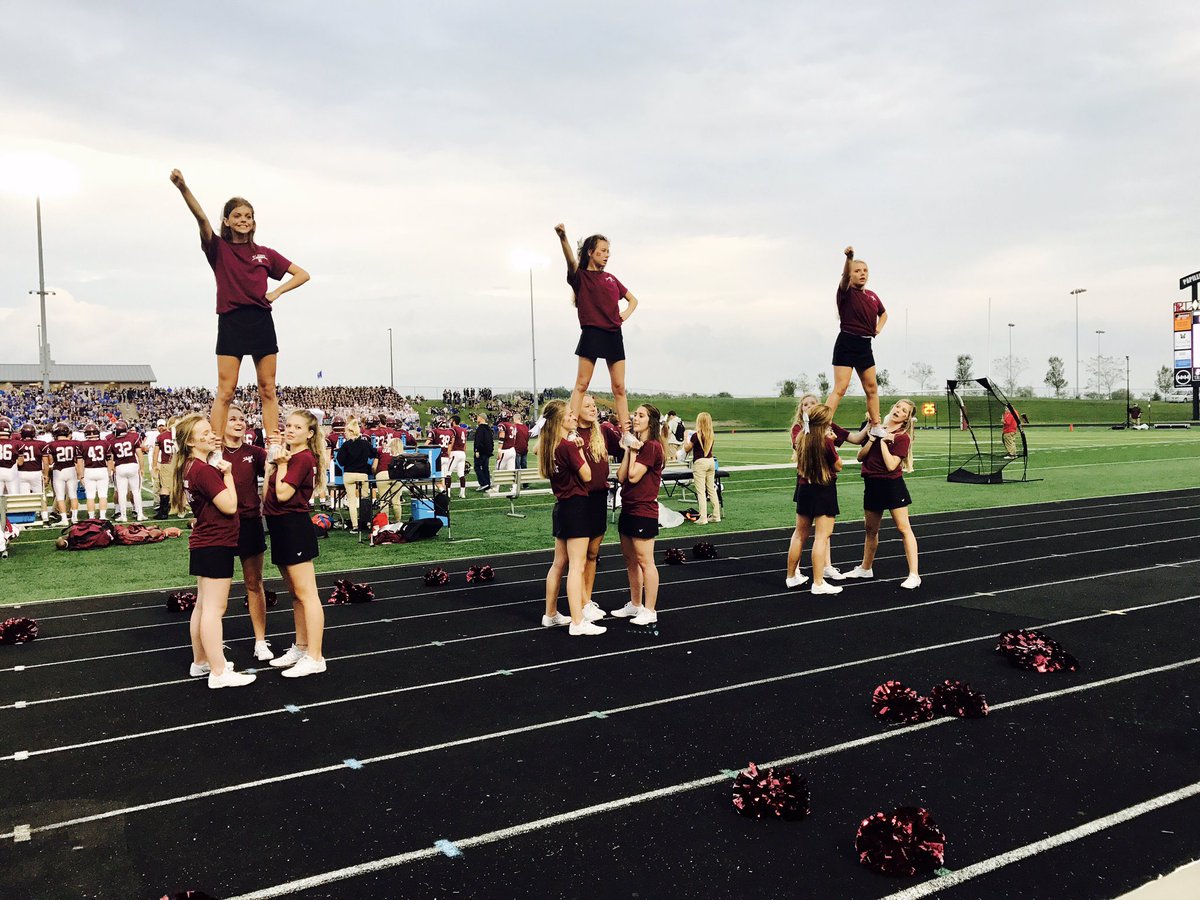 staciakapalka's tweet photo. What a game! Congrats @papiofootball on your win! #OhWhenMaroon πππ https://t.co/9AecnZhvuI