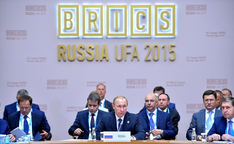 TravelerSaheb's tweet photo. @narendramodi #BRICS #BRICS2015 #BRICS2017 #BRICSSummit https://t.co/7pIzX9qQWl
